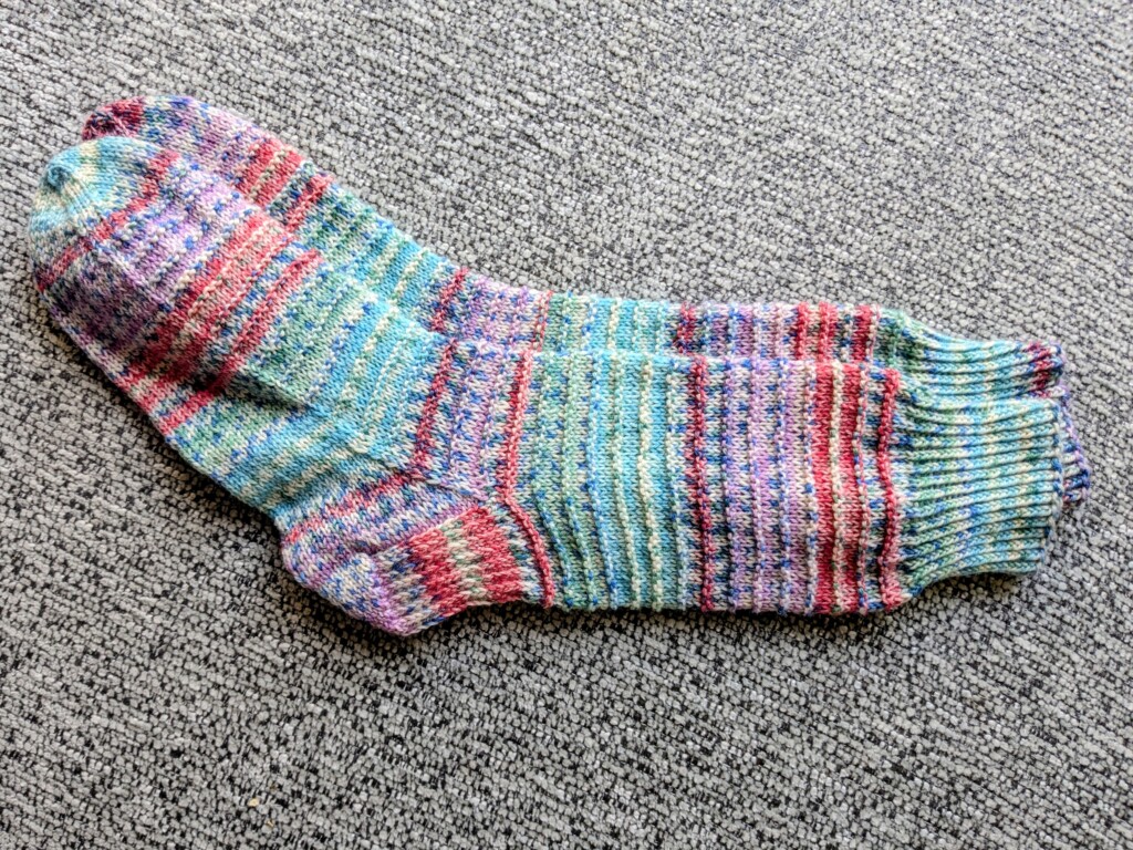 blauw wit roze gestreepte sokken in maat 39-40