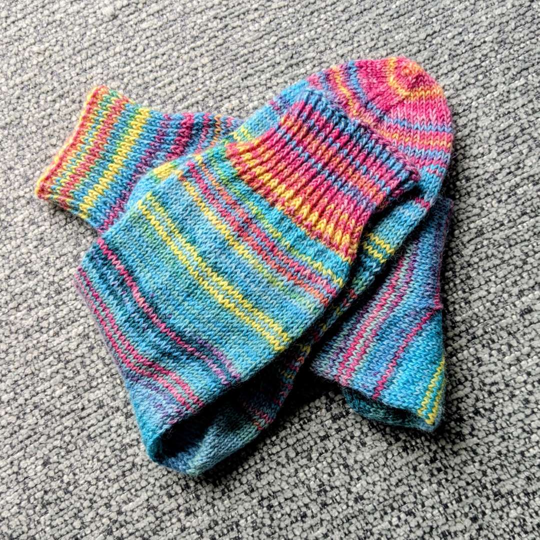 Sokken blauw gestreept kleurig 1
